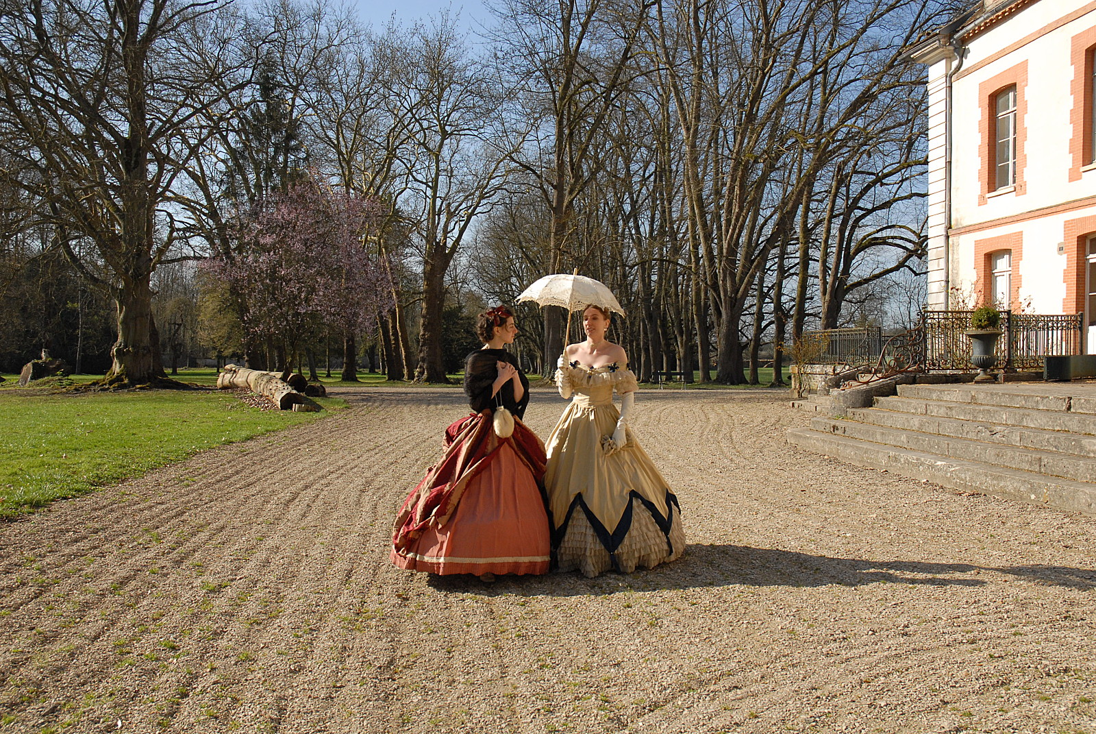 The frenchstyle romanesque larp